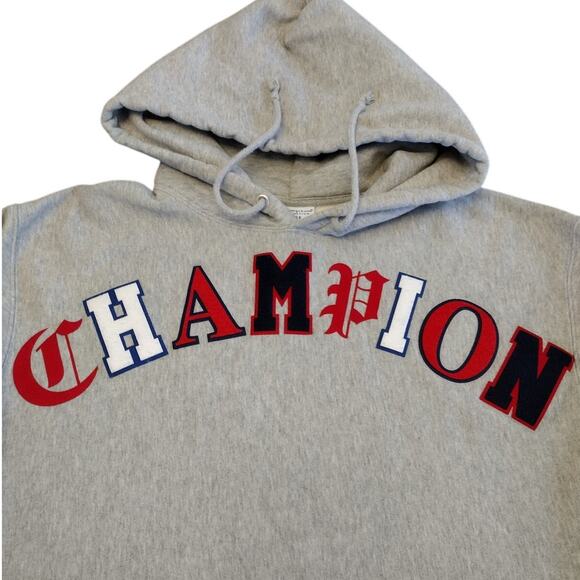 Champion Oversized Cropped VARSITY Old English Letter Reverse Weave Hoodie Large - Picture 3 of 16